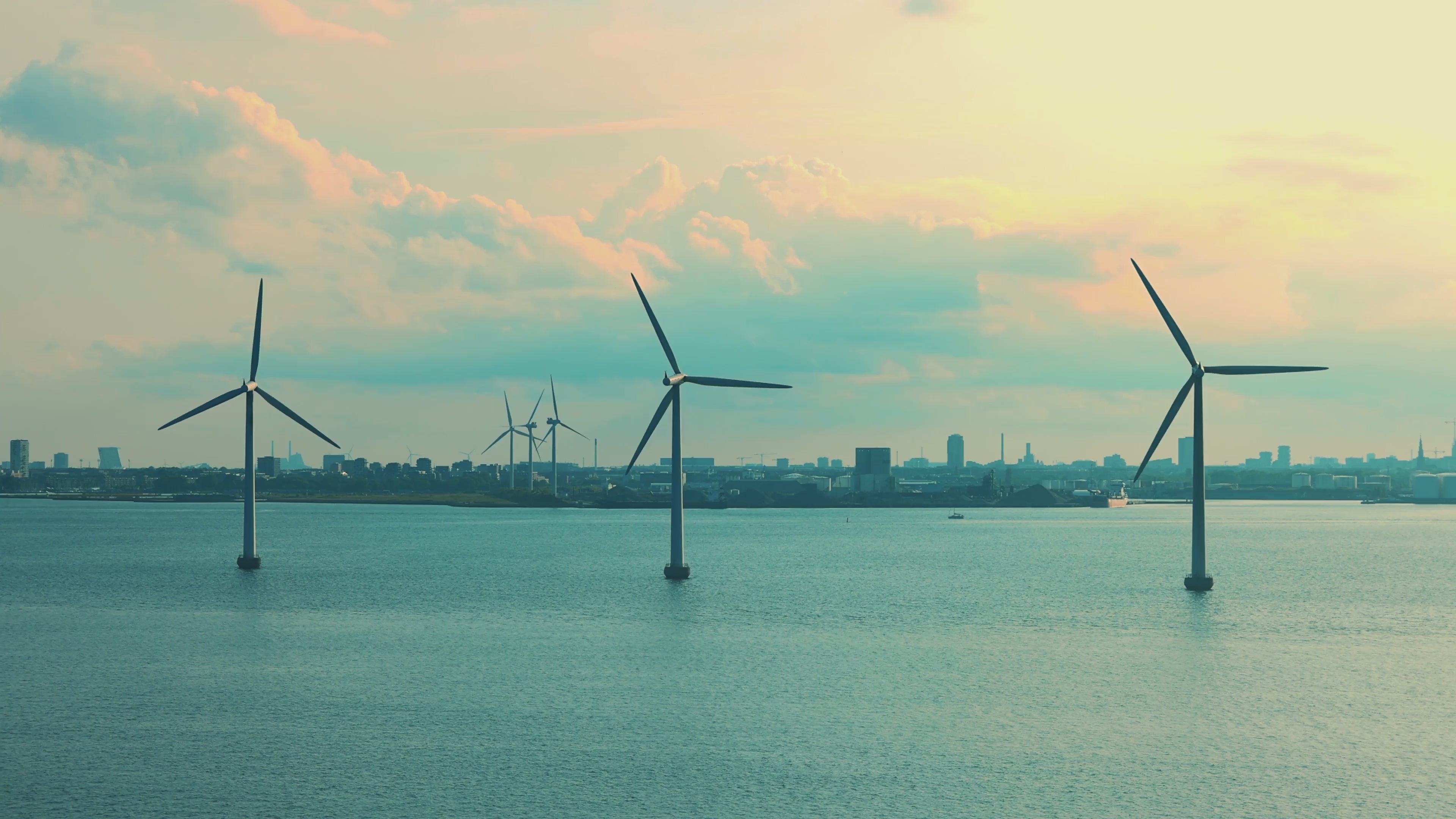 Load video: Video showing manufacturing process of Hornbeam British Cast Iron Skillets